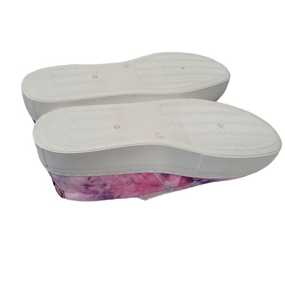 NWOT Qupid women's Emoji embroidered sweet love heart tie dye slip-on flat 9 - Picture 9 of 15
